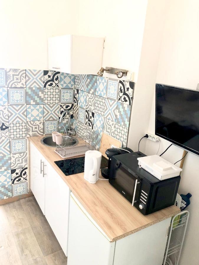 Cozy Nest Apartment Тулон Екстериор снимка